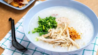 Bữa ăn nhẹ nhàng với cháo gà giúp cơ thể nhanh hồi phục