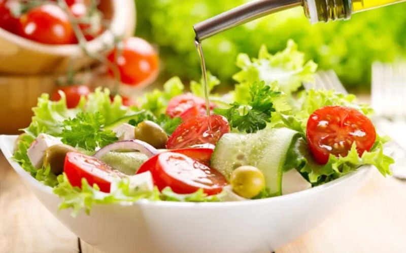 Salad trái cây tươi mát, lựa chọn lành mạnh và dễ chế biến