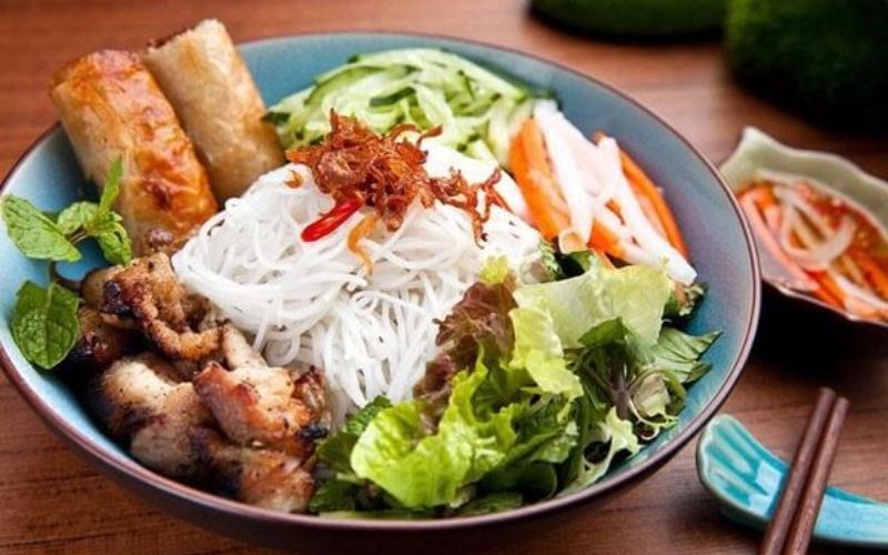 Bún thịt nướng, hương vị truyền thống đầy đủ dinh dưỡng