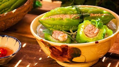 Canh khổ qua nhồi thịt xanh mát thanh dịu