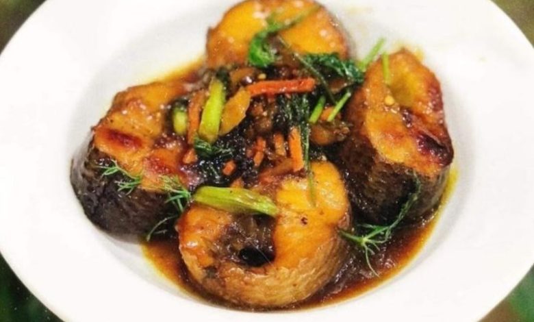 Thưởng thức hương vị quê nhà với cá kho tộ đậm vị