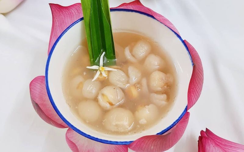 Tráng miệng nhẹ nhàng với chè long nhãn