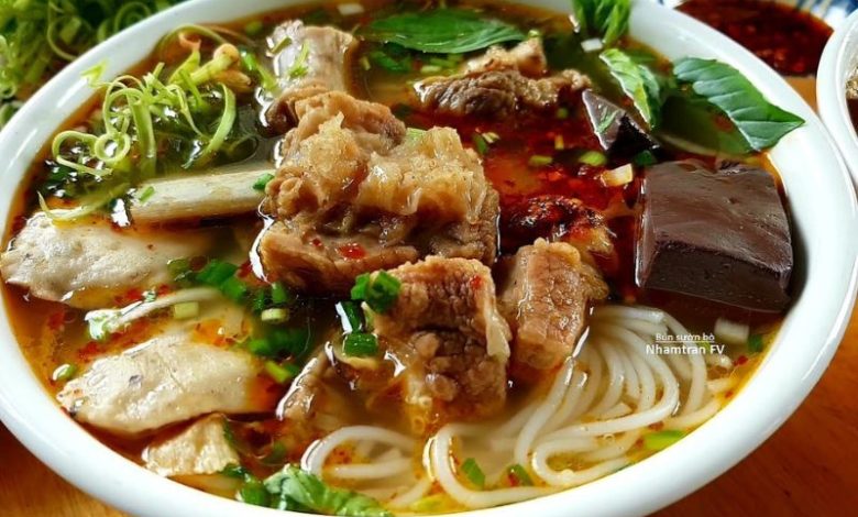 Hướng dẫn cách nấu bún xương bò cực thơm ngon mềm