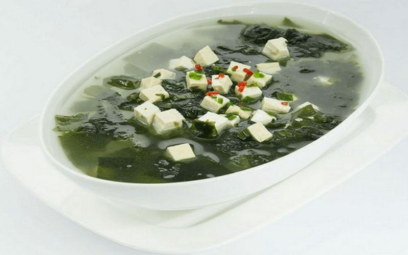 Hướng dẫn cách nấu canh rong biển đậu phụ cực dễ tại nhà