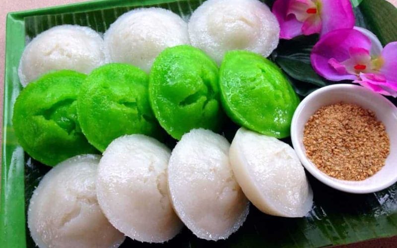 Bánh bò sữa mềm mịn ngọt dịu gợi nhớ hương vị tuổi thơ