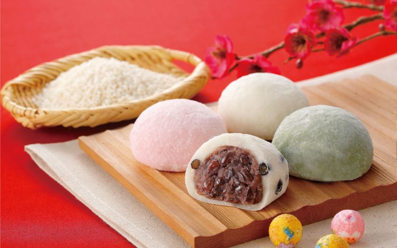 Bánh mochi Nhật Bản dẻo thơm với nhân đậu đỏ và matcha