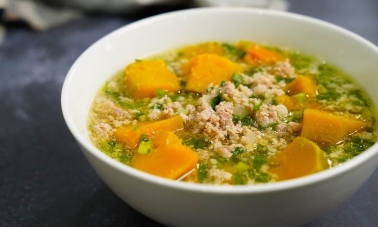 Canh bí đỏ hầm đậu xanh món ăn thanh lọc cơ thể hiệu quả